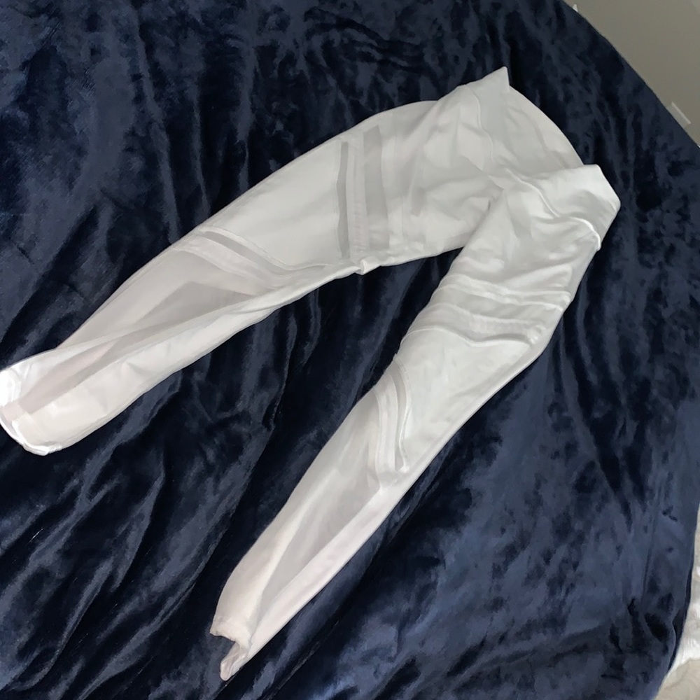 White Alo leggings
